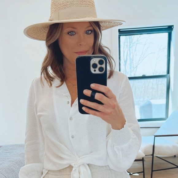 Straw hat - Picture 3 of 3